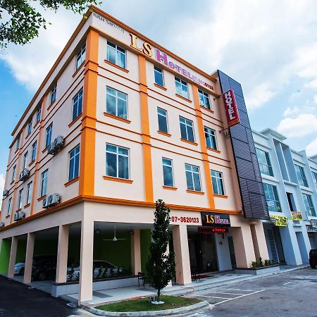 Ls Hotel Johor Bahru Bagian luar foto
