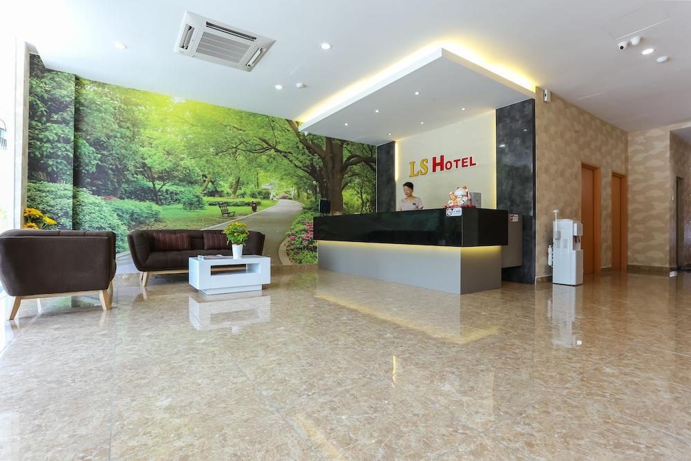 Ls Hotel Johor Bahru Bagian luar foto